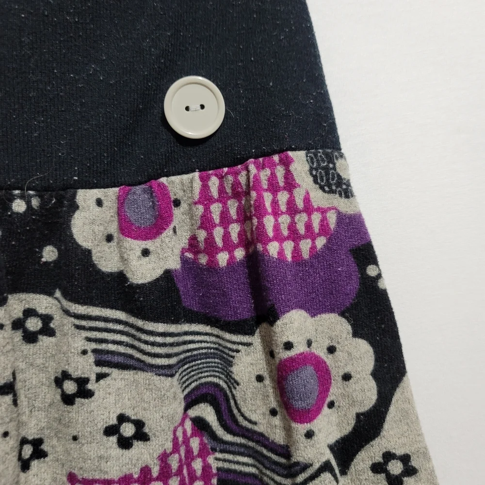 sweater tank top y2k chucky tank top gray flower with large button - Picture 7 of 10